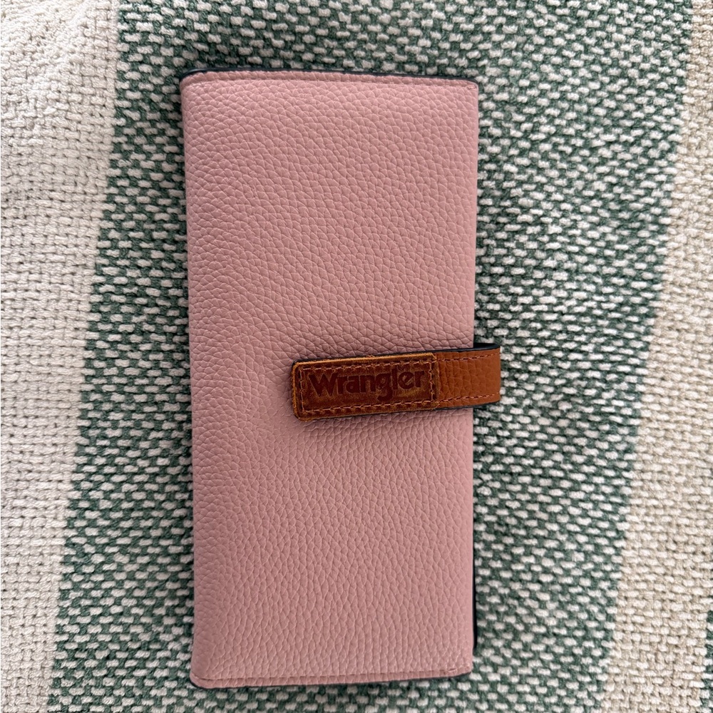 New - Wrangler Blush Wallet with Tan Strap